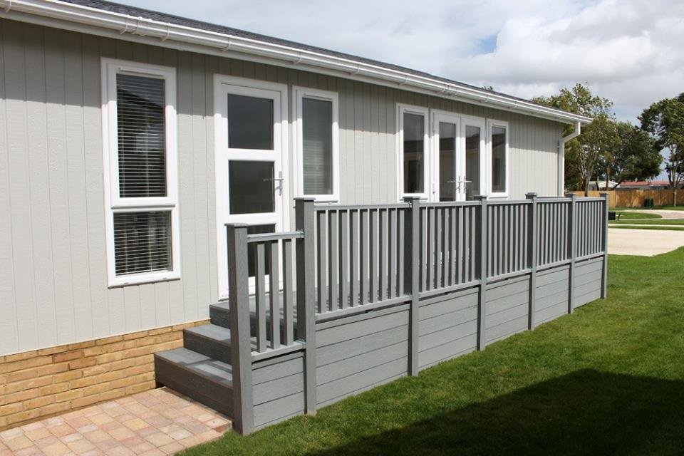 Caravan deck 